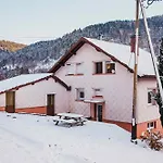 Maison 3 Etoiles Entre Pistes Et Centre-ville, Billiard, Ping-pong, Ps3, Cheminee, Bbq, Animaux Admis Дом отдыха