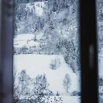 Дом отдыха Maison 3 Etoiles Entre Pistes Et Centre-ville, Billiard, Ping-pong, Ps3, Cheminee, Bbq, Animaux Admis Ла-Бресс