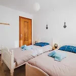 Дом отдыха Maison 3 Etoiles Entre Pistes Et Centre-ville, Billiard, Ping-pong, Ps3, Cheminee, Bbq, Animaux Admis