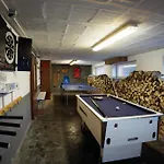 Дом отдыха Maison 3 Etoiles Entre Pistes Et Centre-ville, Billiard, Ping-pong, Ps3, Cheminee, Bbq, Animaux Admis