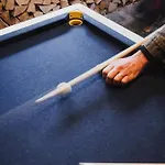Maison 3 Etoiles Entre Pistes Et Centre-ville, Billiard, Ping-pong, Ps3, Cheminee, Bbq, Animaux Admis *