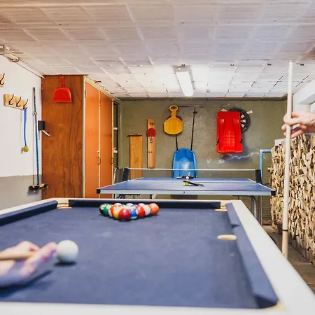 Maison 3 Etoiles Entre Pistes Et Centre-ville, Billiard, Ping-pong, Ps3, Cheminee, Bbq, Animaux Admis La Bresse