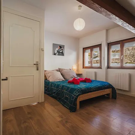 Maison 3 Etoiles Entre Pistes Et Centre-ville, Billiard, Ping-pong, Ps3, Cheminee, Bbq, Animaux Admis Prázdninový dům La Bresse