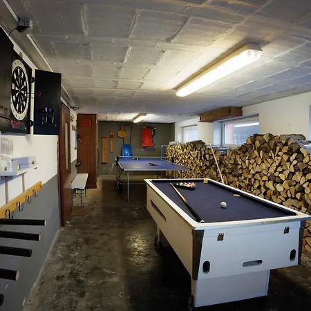 Prázdninový dům Maison 3 Etoiles Entre Pistes Et Centre-ville, Billiard, Ping-pong, Ps3, Cheminee, Bbq, Animaux Admis