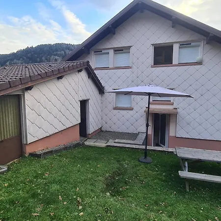 Maison 3 Etoiles Entre Pistes Et Centre-ville, Billiard, Ping-pong, Ps3, Cheminee, Bbq, Animaux Admis Prázdninový dům *