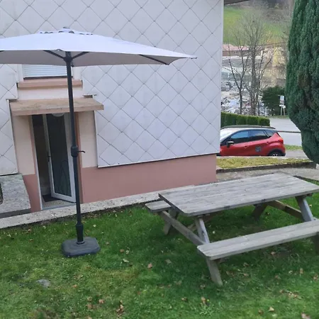 Maison 3 Etoiles Entre Pistes Et Centre-ville, Billiard, Ping-pong, Ps3, Cheminee, Bbq, Animaux Admis *