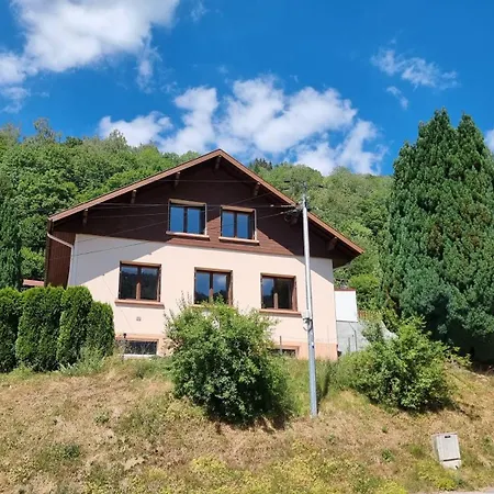 Maison 3 Etoiles Entre Pistes Et Centre-ville, Billiard, Ping-pong, Ps3, Cheminee, Bbq, Animaux Admis Prázdninový dům *
