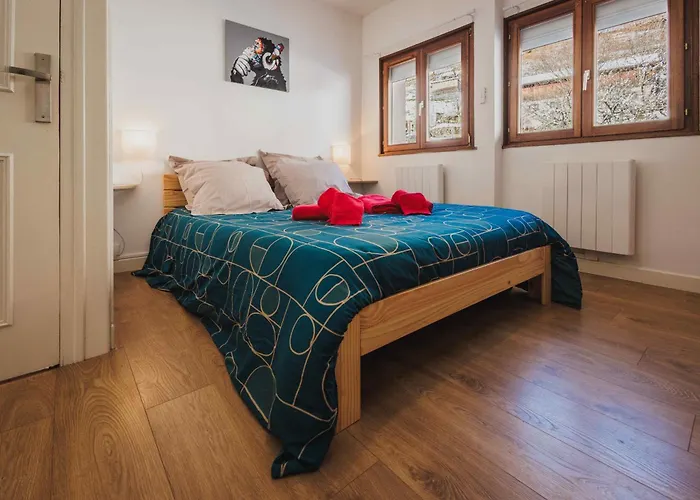 Maison 3 Etoiles Entre Pistes Et Centre-ville, Billiard, Ping-pong, Ps3, Cheminee, Bbq, Animaux Admis *