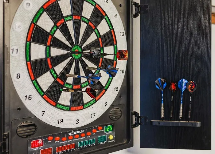 Maison 3 Etoiles Entre Pistes Et Centre-ville, Billiard, Ping-pong, Ps3, Cheminee, Bbq, Animaux Admis La Bresse