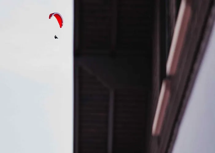 Maison 3 Etoiles Entre Pistes Et Centre-ville, Billiard, Ping-pong, Ps3, Cheminee, Bbq, Animaux Admis